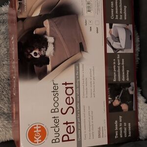 Bucket Booster Pet Seat - Tan and Gray